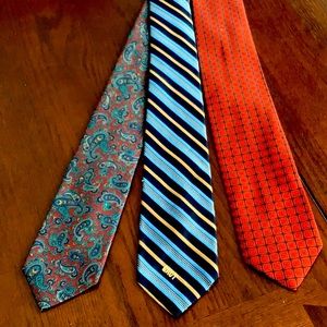 3 VINTAGE men’s polyester necktie ties 56” 3” wide